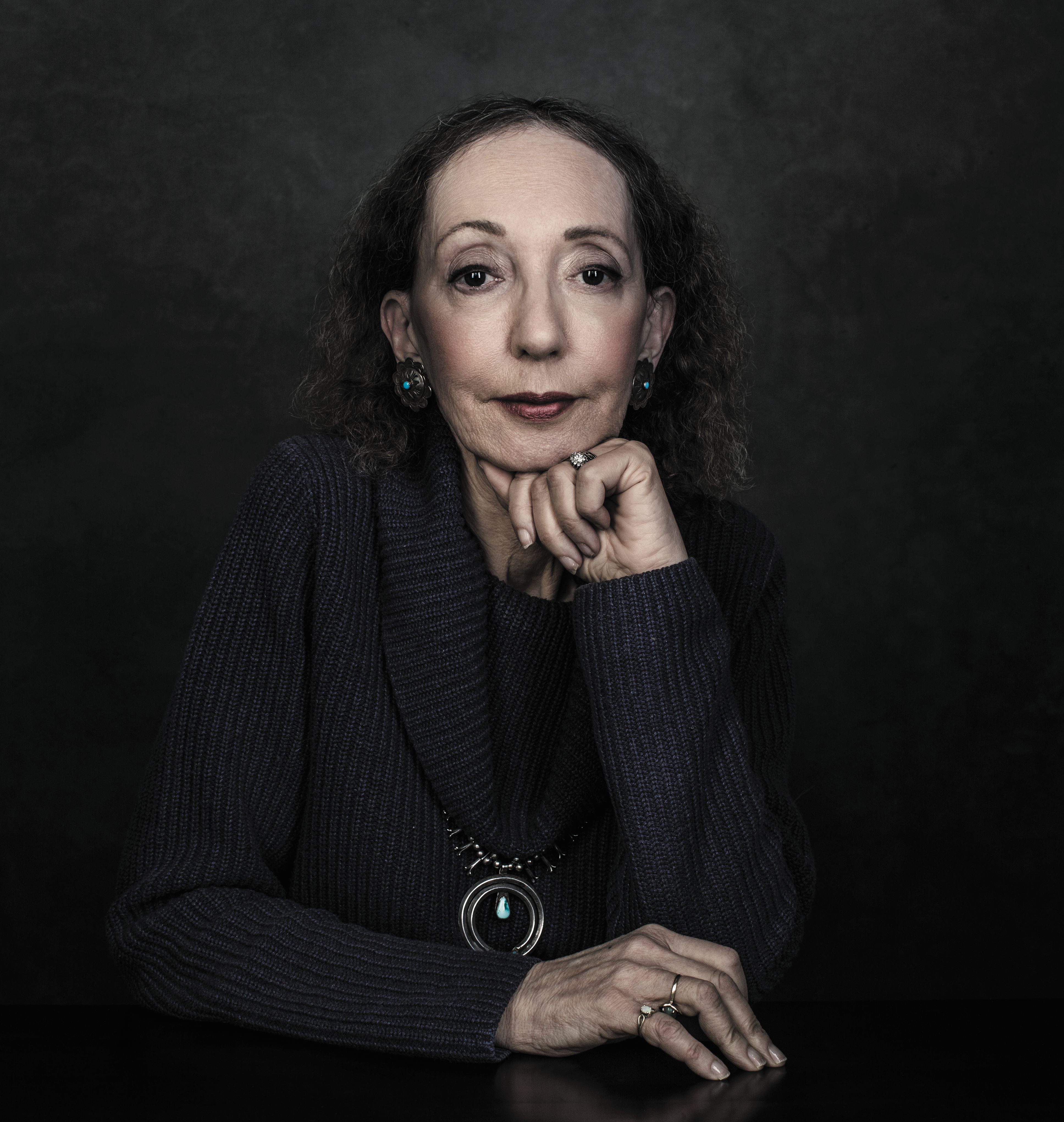 joyce-carol-oates-_-kirjailijakuva